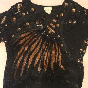Vintage sparkle shirt great for music festivals